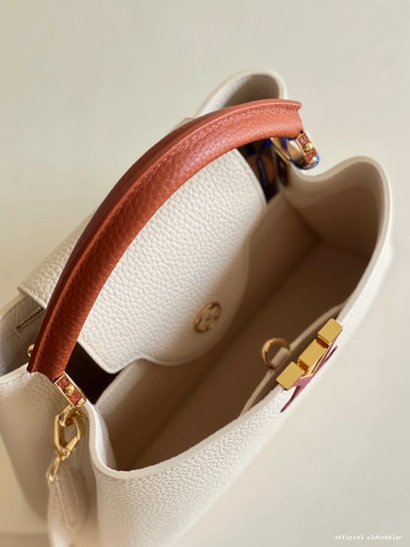 Official oldcobbler LOUIS CAPUCINES VUITTON BB 0819